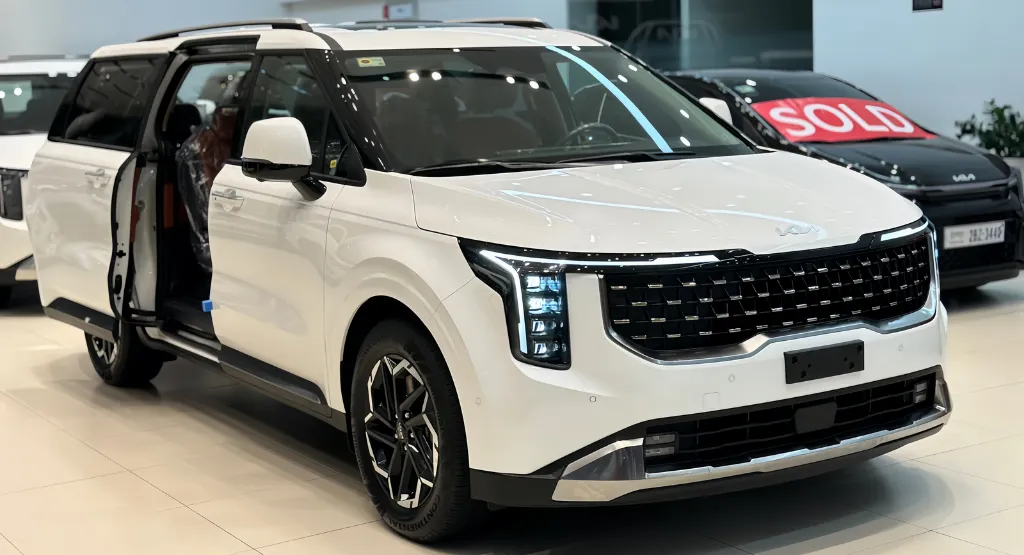 Kia Carnival 2025